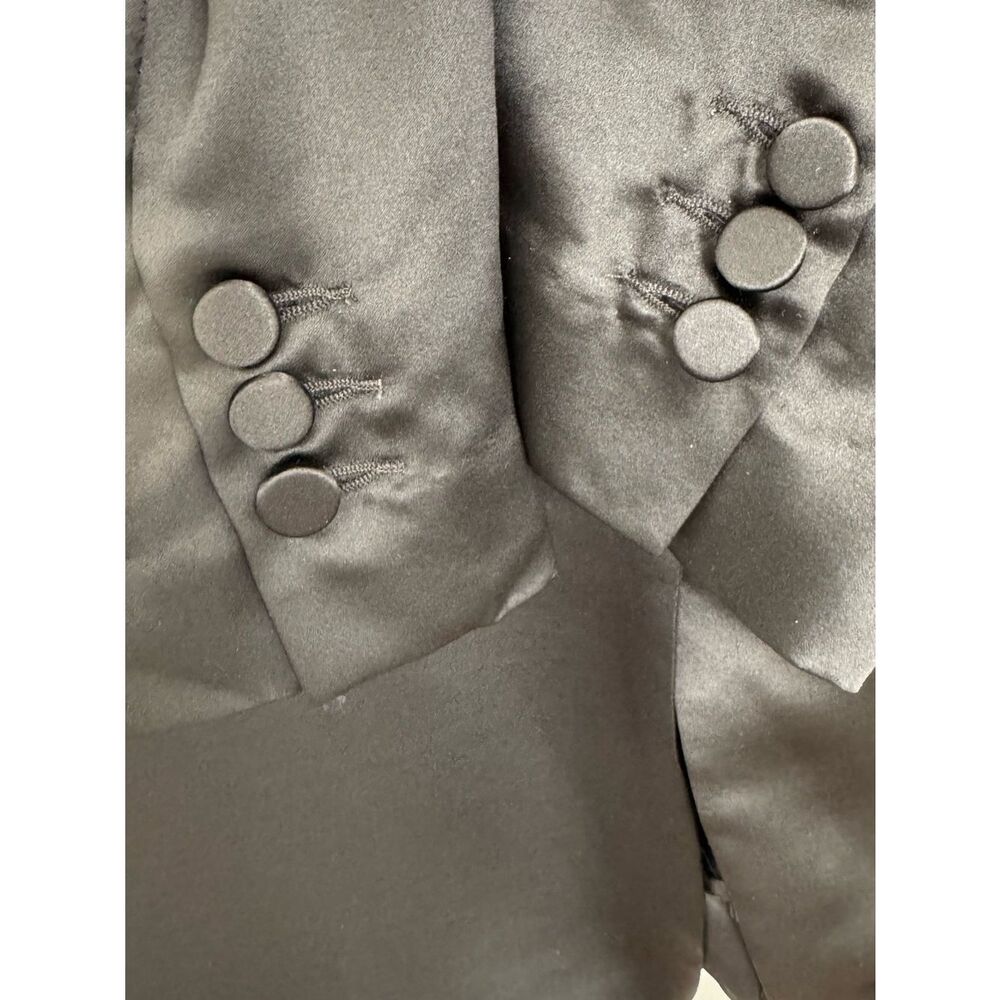 Nili Lotan Eveline Silk-satin blazer - Picture 13 of 13